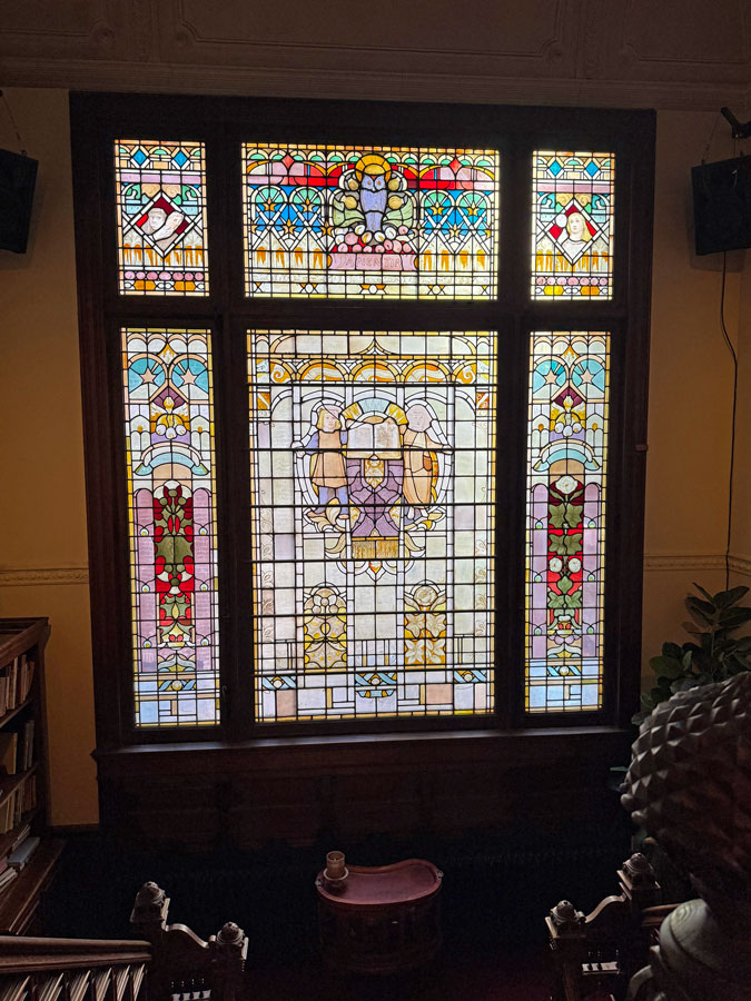 Stained glass window at restaurant Paco Ciao